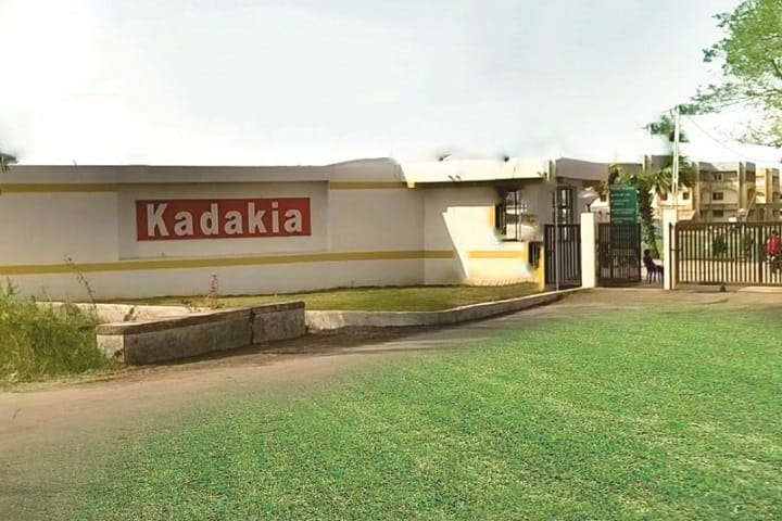 Kusumben Kadakia Arts and Commerce College, Ankleshwar campus photo 2