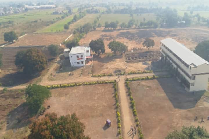 Rayat Shikshan Sanstha's Arts and Commerce College, Madha, Solapur campus photo 3