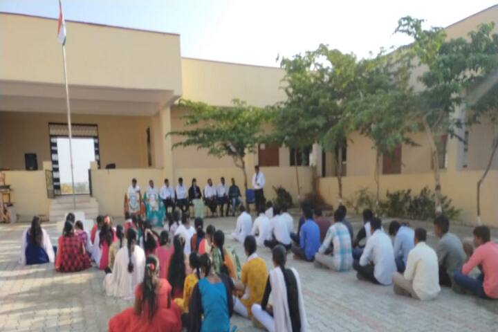 Shri Chandrashekar Mallikarjun Mamani Government First Grade College, Yaragatti campus photo 5