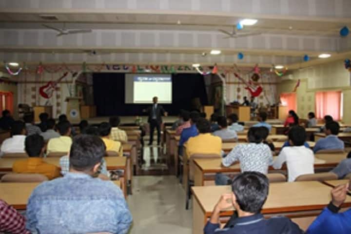 College of Veterinary Science and Animal Husbandry, Junagadh campus photo 2