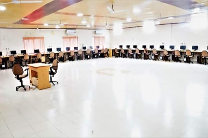 College of Veterinary Science and Animal Husbandry, Junagadh campus photo 5