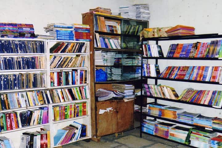 Shri Bhimrao Shinde Arts, Commerce and Science Mahila Mahavidyalaya, Satara campus photo 3