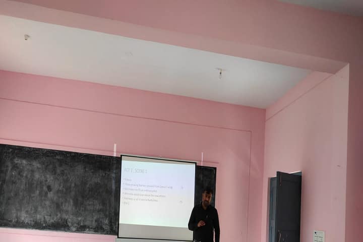 Government First Grade College for Women, Krishnarajpet campus photo 3