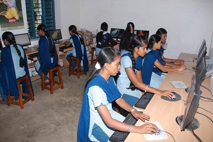 Government First Grade College for Women, Krishnarajpet campus photo 4