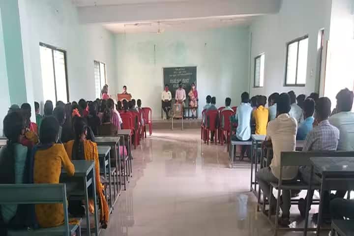 Government First Grade College, Basavana Bagewadi campus photo 2