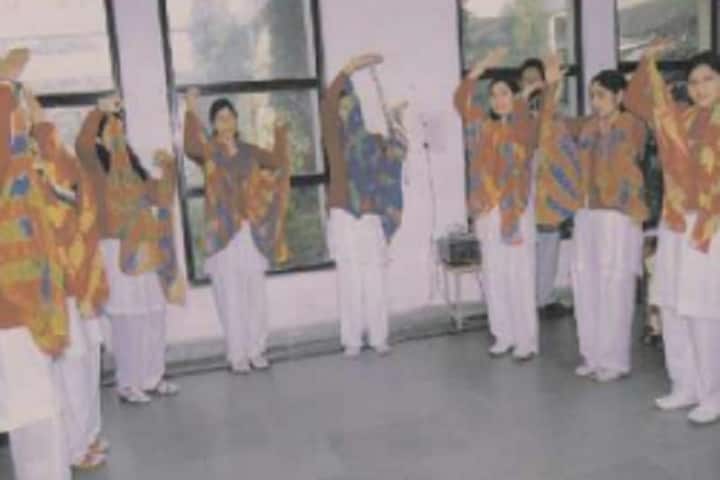 Nayab Abbasi Girls Degree College, Amroha campus photo 2