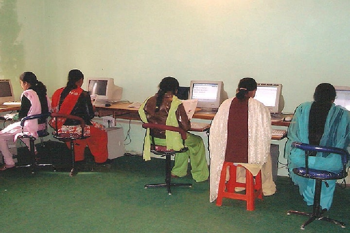 Nayab Abbasi Girls Degree College, Amroha campus photo 4