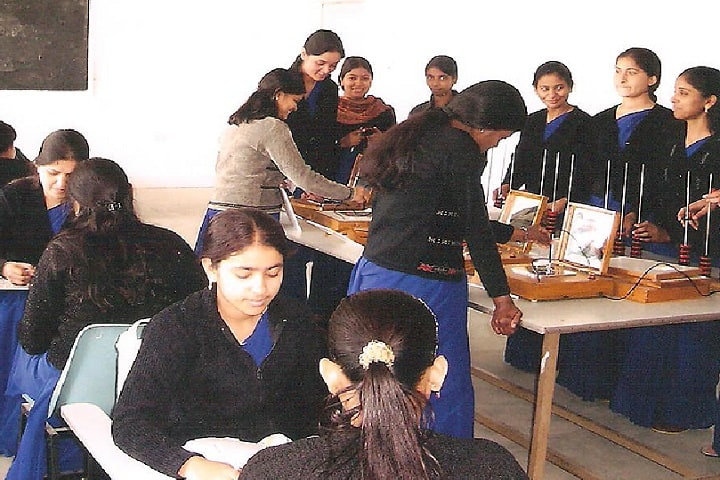 Nayab Abbasi Girls Degree College, Amroha campus photo 5