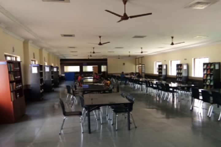 Sree Narayana Guru College, Coimbatore campus photo 3