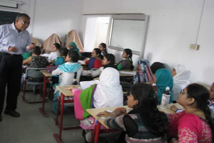 Hamidia Girls Degree College, Allahabad campus photo 4