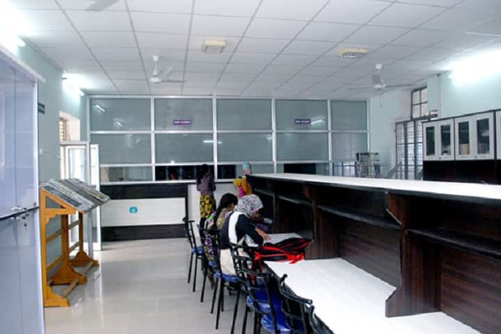 Hamidia Girls Degree College, Allahabad campus photo 5