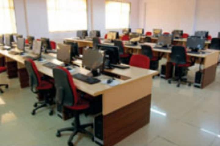 Humera Khan Institute of Management Studies and Research, Mumbai campus photo 6