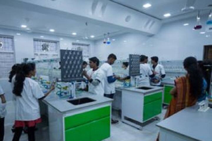 Prakash College of Commerce and Science, Mumbai campus photo 4