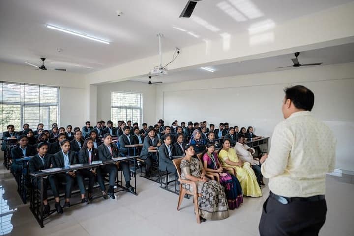 Ballari Business College, Bellary campus photo 2