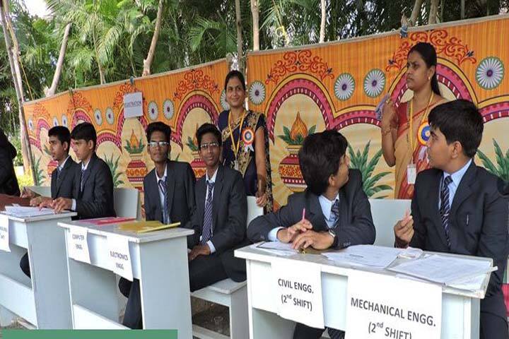PR Patil Education and Welfare Trust's Institute of Polytechnic and Technology, Amravati campus photo 3