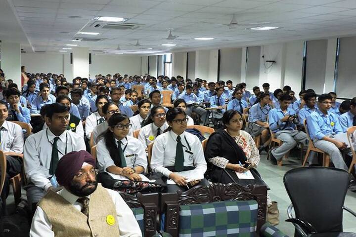 Indirapuram Institute of Higher Studies, Ghaziabad campus photo 4