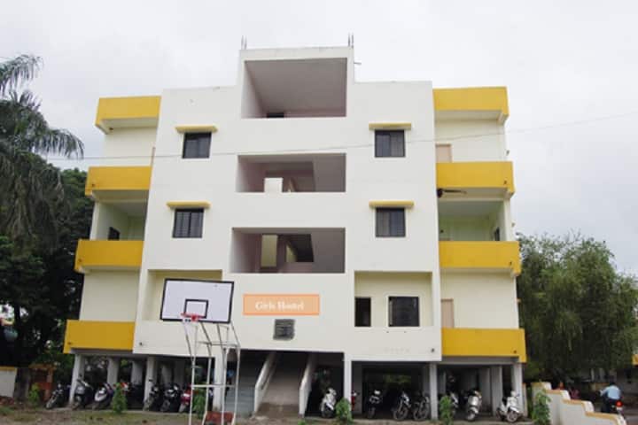 Smt Padambai Kapurchandji Kotecha Mahila Mahavidyalaya, Bhusawal campus photo 6