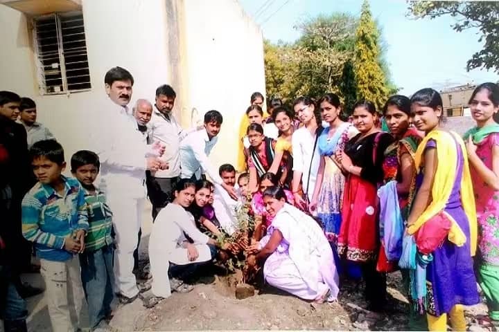 Late Laxmibai Deshmukh Mahila Mahavidyalaya, Beed campus photo 6