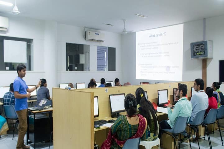 School of Science, RK University, Rajkot campus photo 3