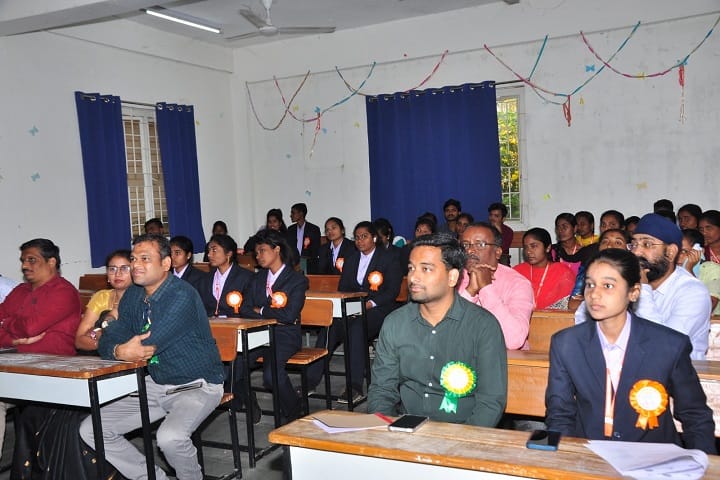 University College of Commerce and Business Management, Satavahana University, Karimnagar campus photo 4