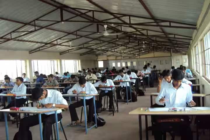 MD Jadhav Institute of Technology, Bhose campus photo 2