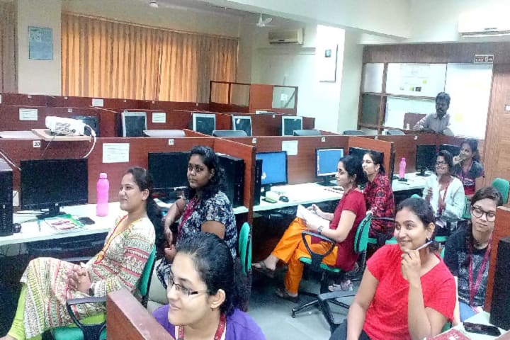 Dr DY Patil Biotechnology and Bioinformatics Institute, Navi Mumbai campus photo 4