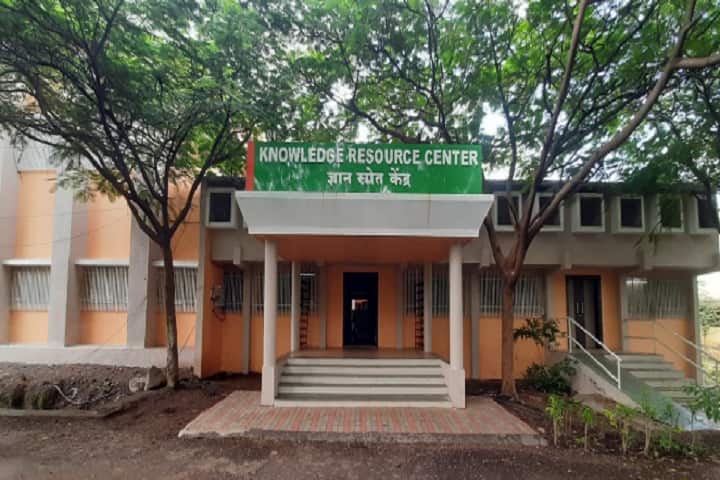Nutan Vidya Prasarak Mandal's Arts Commerce and Science College, Lasalgaon campus photo 2