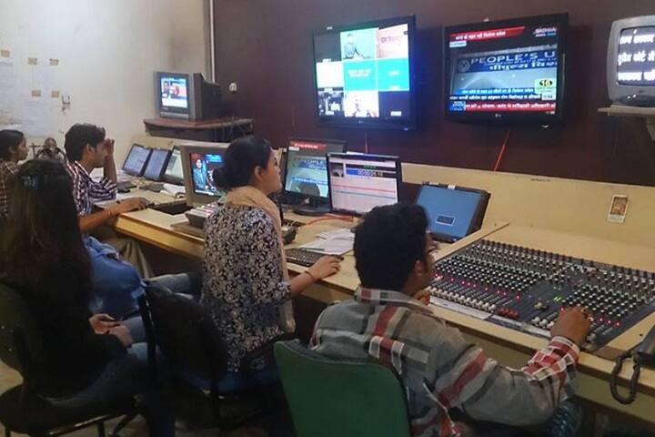 Sadhna Academy of Media Studies, Noida campus photo 5