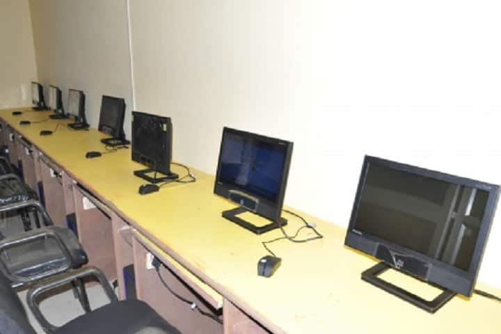 Lucky College of Pharmaceutical Sciences, Bhubaneswar campus photo 5