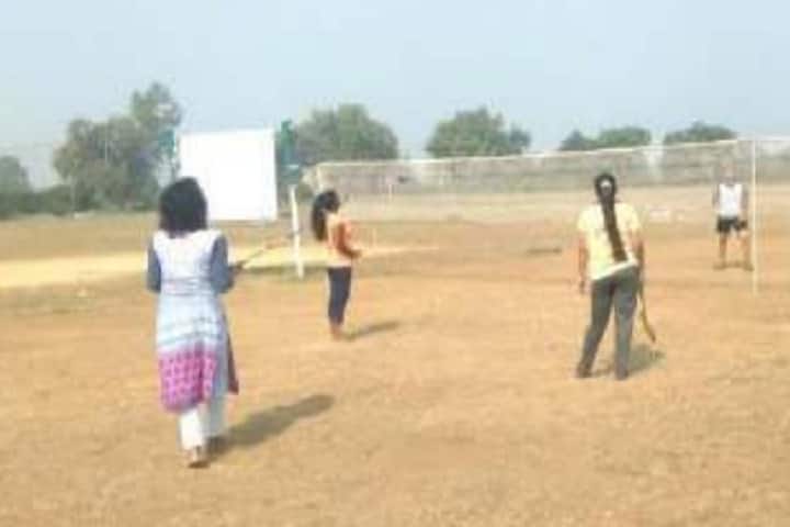 Kala Wanijya Mahila Mahavidyalaya, Ballarpur campus photo 2