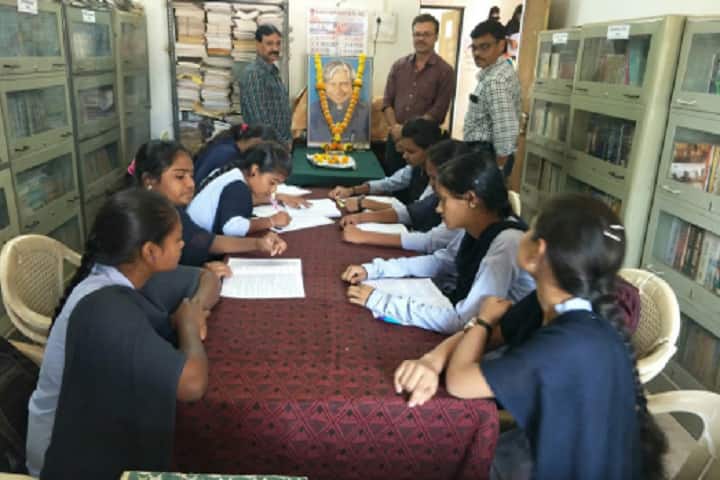 Kala Wanijya Mahila Mahavidyalaya, Ballarpur campus photo 5