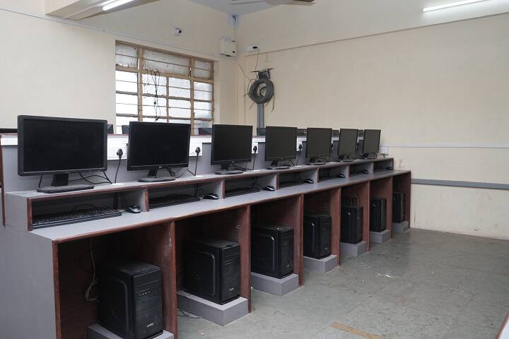 Vidya Prasarini Sabha's College of Arts, Science and Commerce, Lonavala campus photo 5