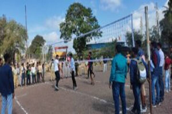 Maratha Vidya Prasarak Samaj's Arts and Commerce College, Khedgaon campus photo 6
