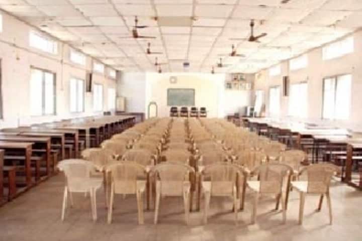 Women's Education Society's Smt Mathubai Garware Kanya Mahavidyalaya, Sangli campus photo 6