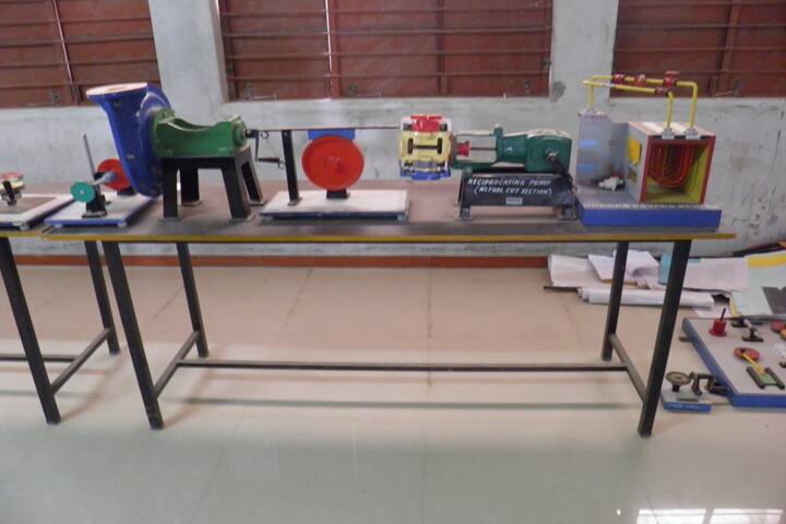 Aarsh Mahavidyalaya, Rajkot campus photo 4