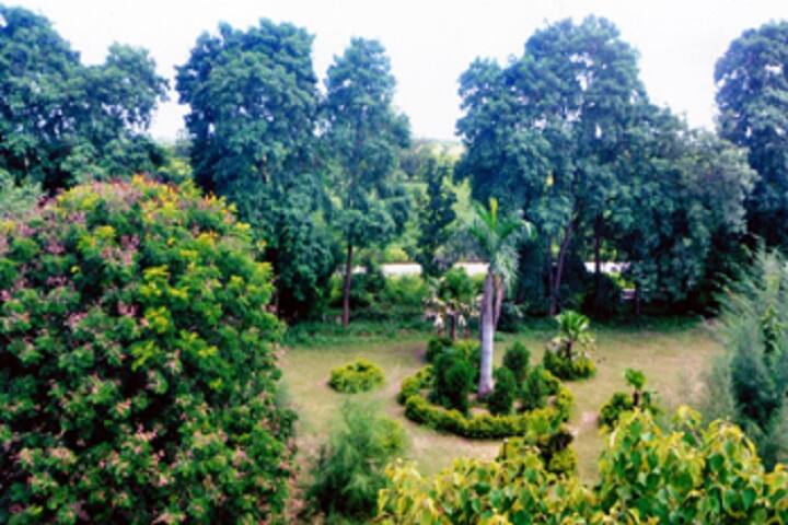 Late Nanabhau MT Patil Arts College, Marwad campus photo 3