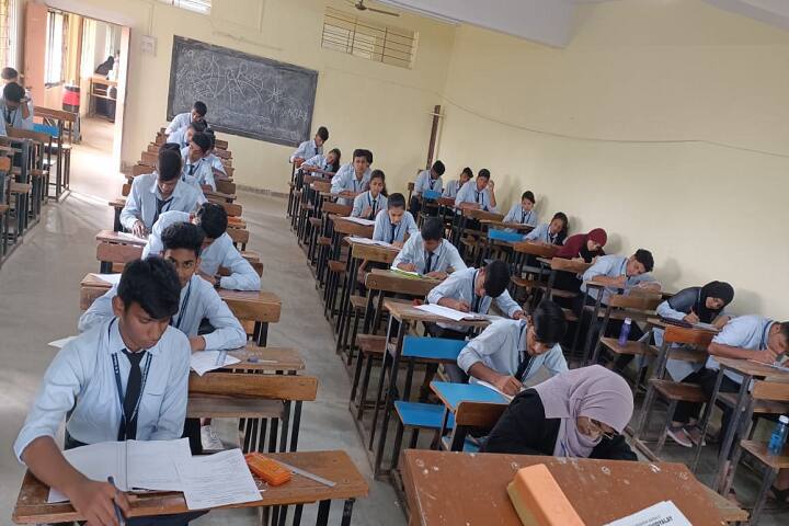 Mangaon Shikshan Prasarak Mandal's DG Tatkare College Arts, Science, Commerce, Mangaon campus photo 3