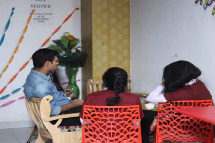 Kharvel Subharti College of Pharmacy, Meerut campus photo 2