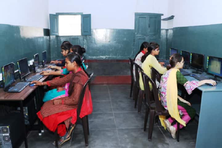 Agarwal Girls College, Sri Ganganagar campus photo 2
