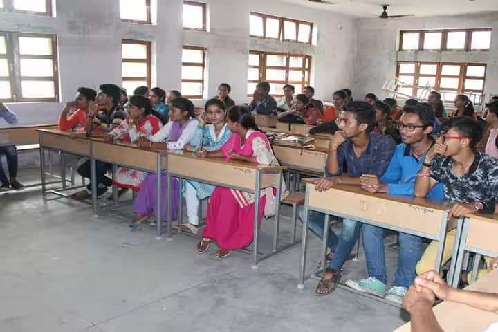 Government Degree College, Nagrota Surian campus photo 2