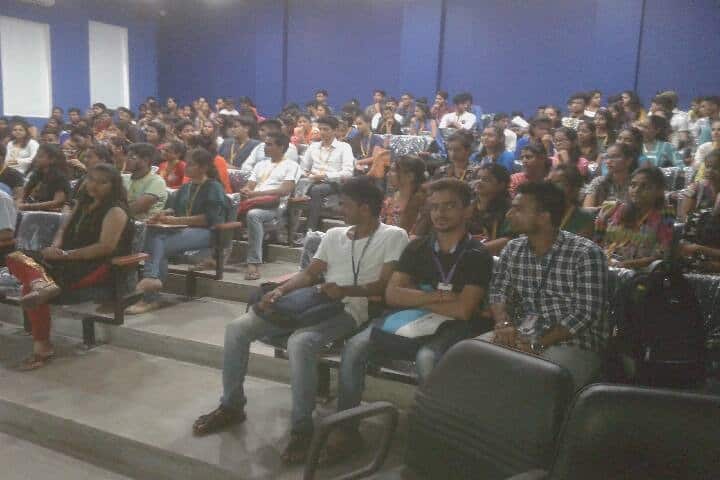Shri Chinai College of Commerce and Economics, Mumbai campus photo 3