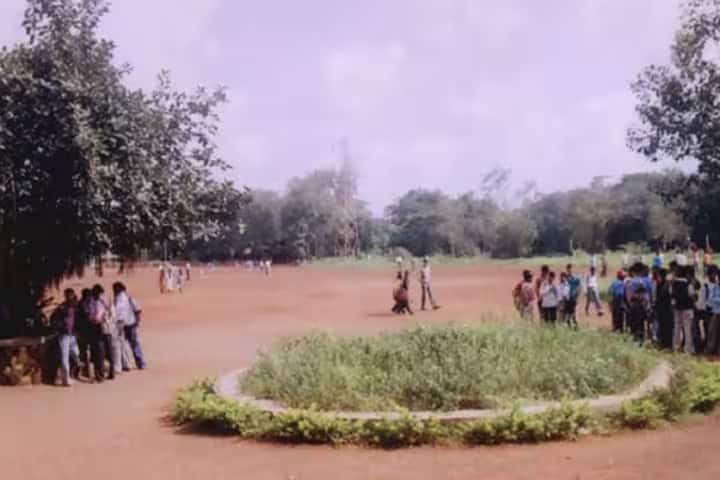Adarsh College of Arts and Commerce, Kulgaon campus photo 4