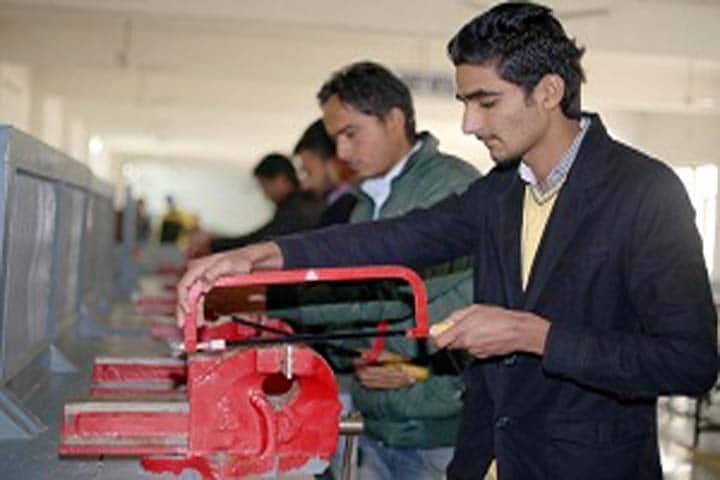 Guru Gobind Singh Polytechnic College, Talwandi Sabo campus photo 2