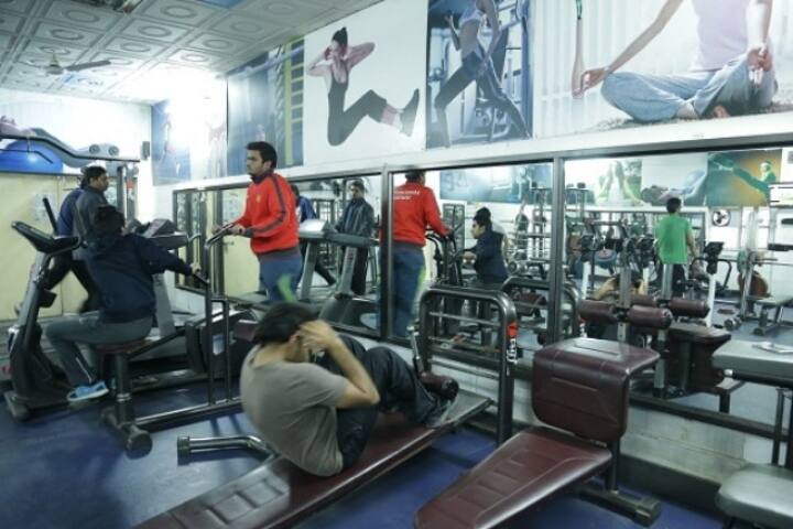 Sardar Patel Subharti Institute of Law, Meerut campus photo 3