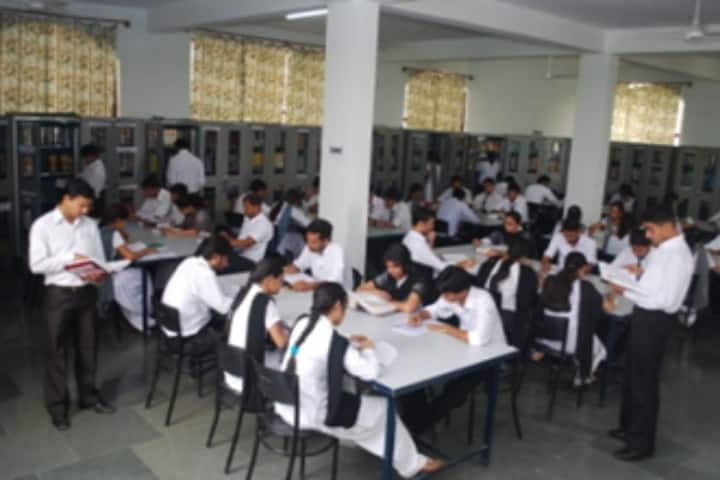 Sardar Patel Subharti Institute of Law, Meerut campus photo 2