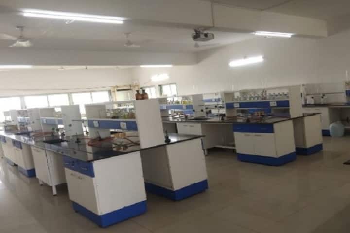 Shri Meghmani Umiya Science College, Ahmedabad campus photo 4