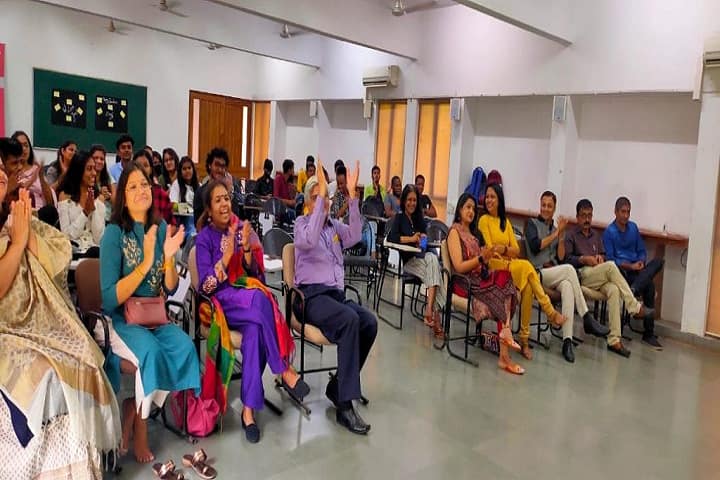 Chimanbhai Patel Institute of Journalism and Communication, Ahmedabad campus photo 3