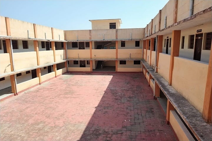 Naveen Government College, Mainpur campus photo 2