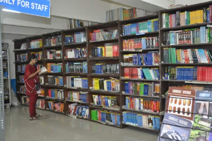 Haribhai V Desai College of Commerce Arts and Science, Pune campus photo 4