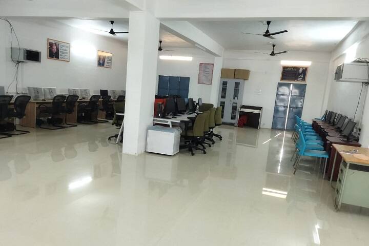 Telangana Tribal Welfare Residential Degree College for Women, Mahabubabad campus photo 4